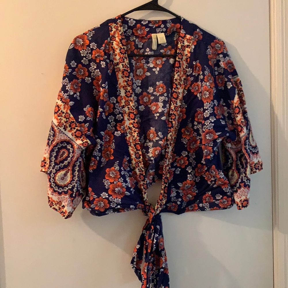 Tie front crop top